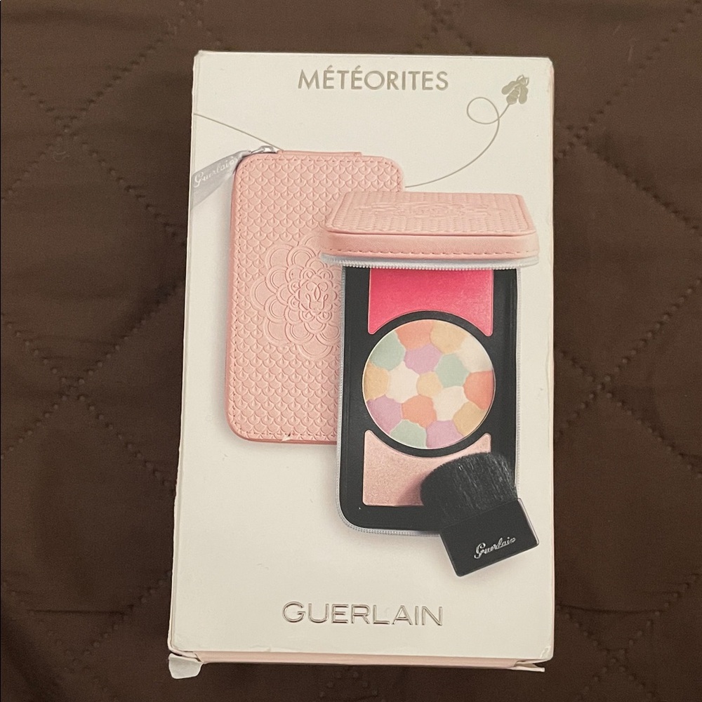 GUERLAIN Météorites Blush & Highlighter Palette - Multicolor 2 Light Color